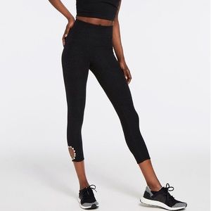 Beyond Yoga Space Dye Black Capri Leggings
